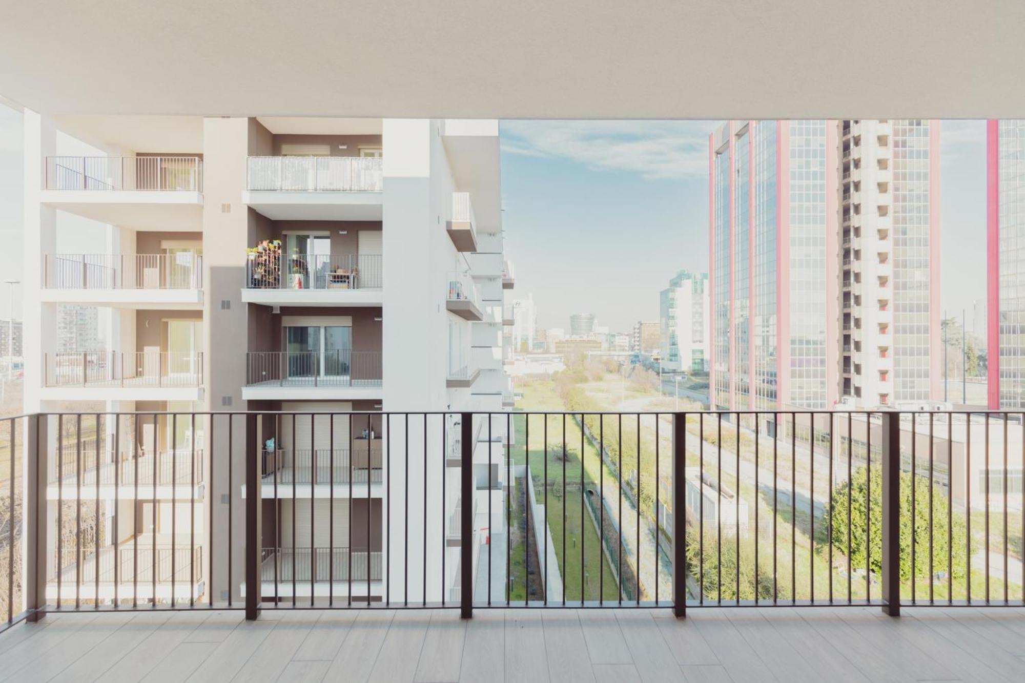 Apartment Gohost - Modern And Bright Apartments With Terrace And Balcony Milan