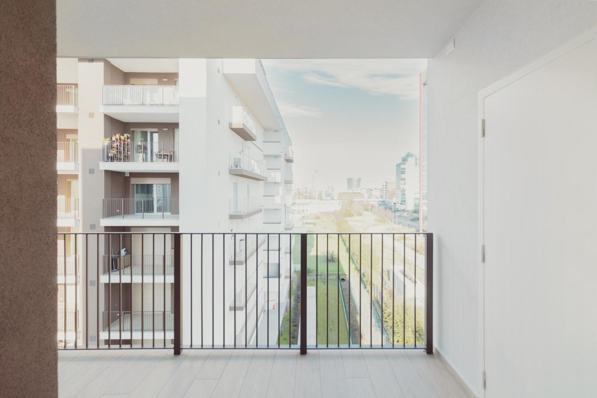 Gohost - Modern And Bright Apartments With Terrace And Balcony Apartment *