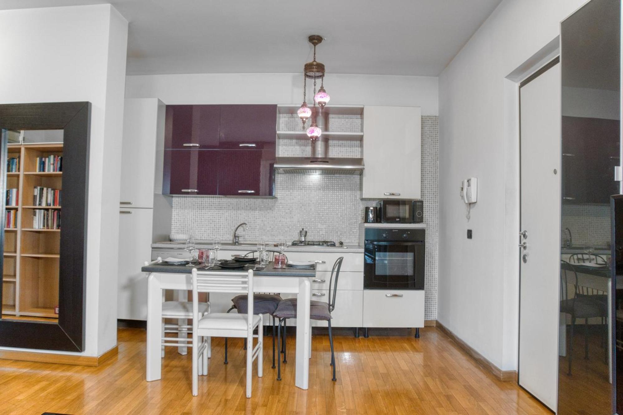Appartamento Cozy And Charming 2-bedroom In Isola With Big Terrace Milano