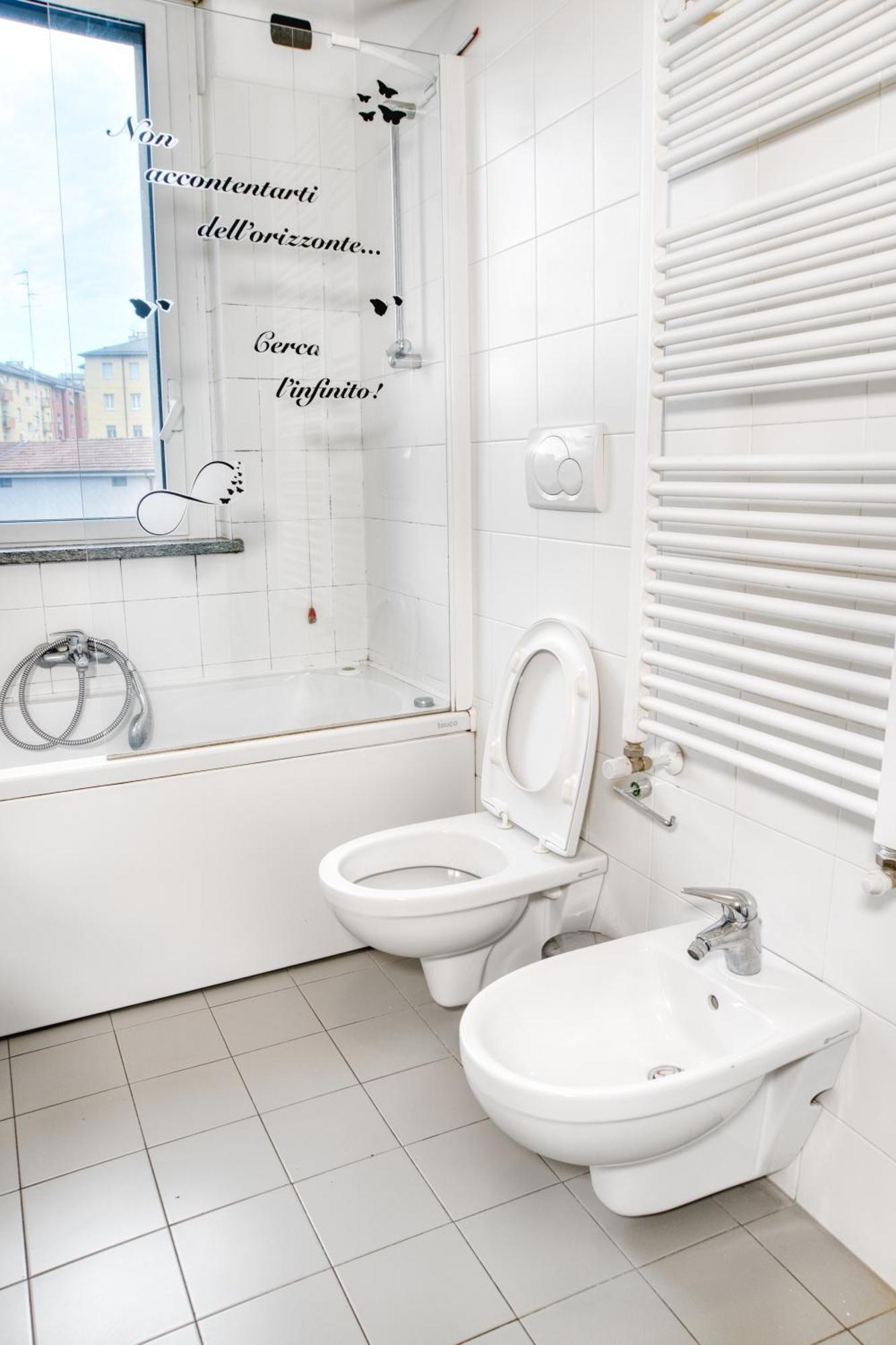 Apartment Cozy And Charming 2-bedroom In Isola With Big Terrace