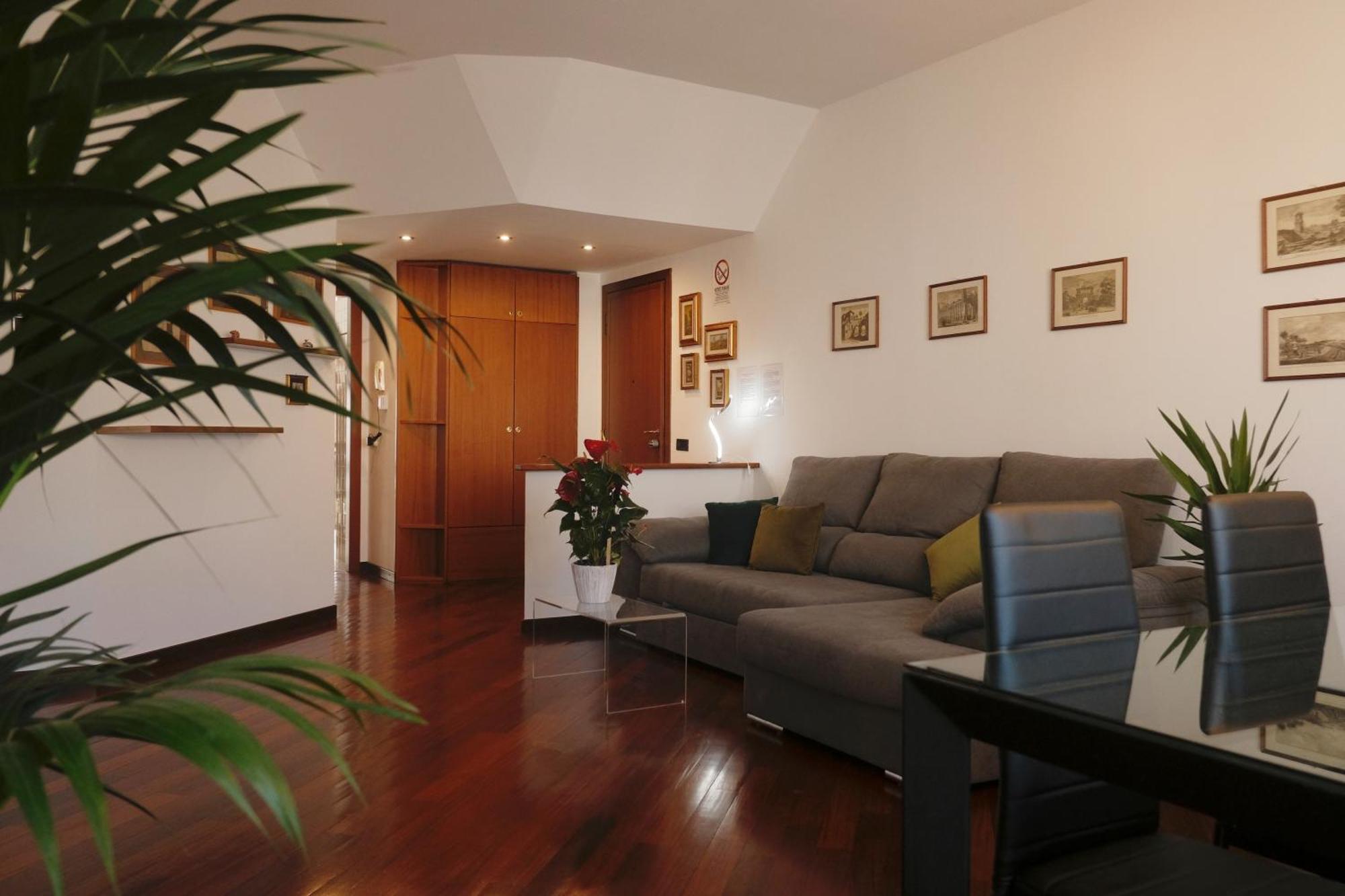 Bwr - Near Mico, Alberti * Milan