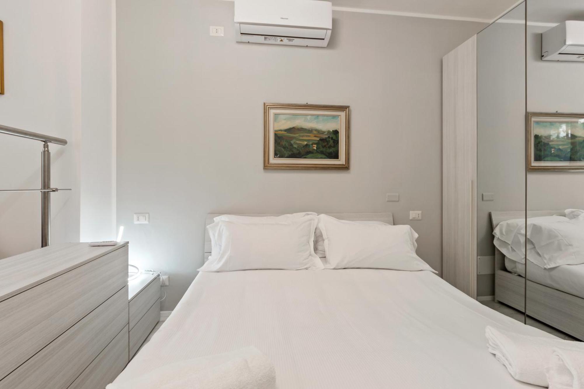 Bwr - Near Mico, Alberti Apartment