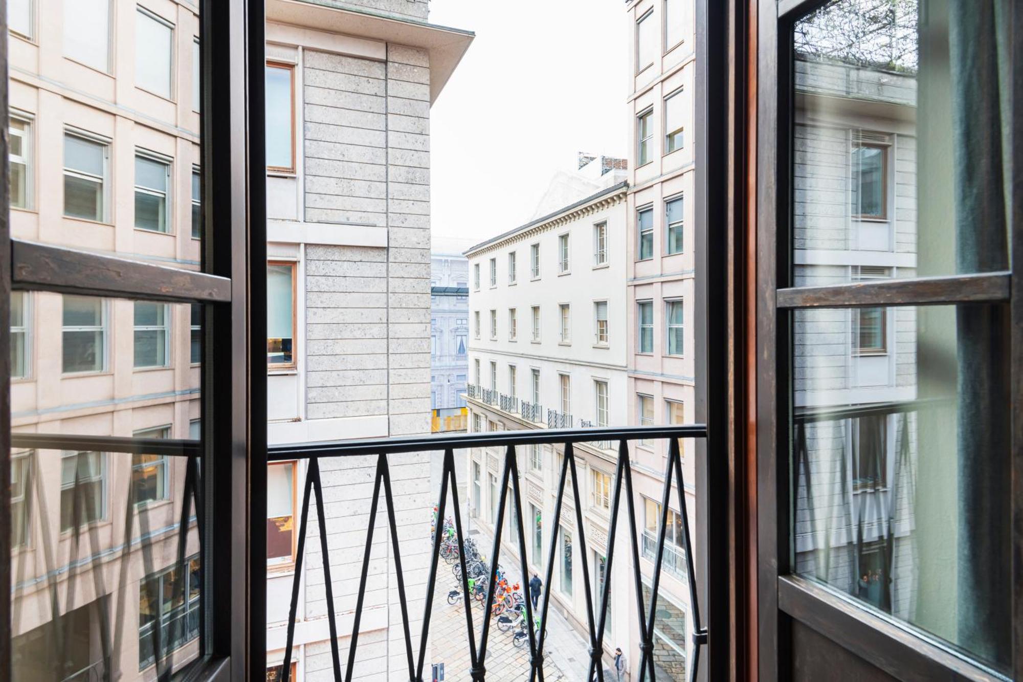 Apartment Prestigioso Piazza Duomo By Easylife Milan