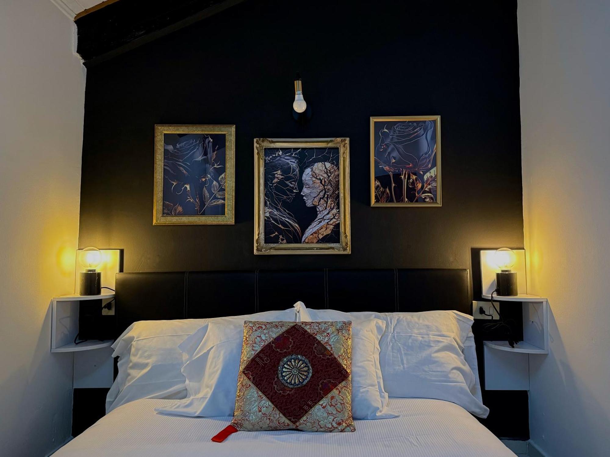 Hosting Dreams Attics - Duomo Apartment *