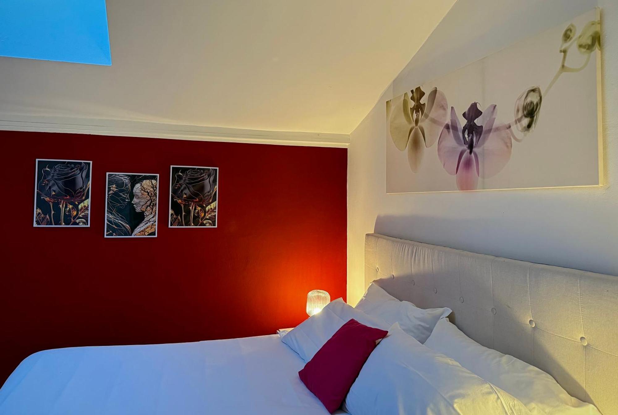 Apartment Hosting Dreams Attics - Duomo *