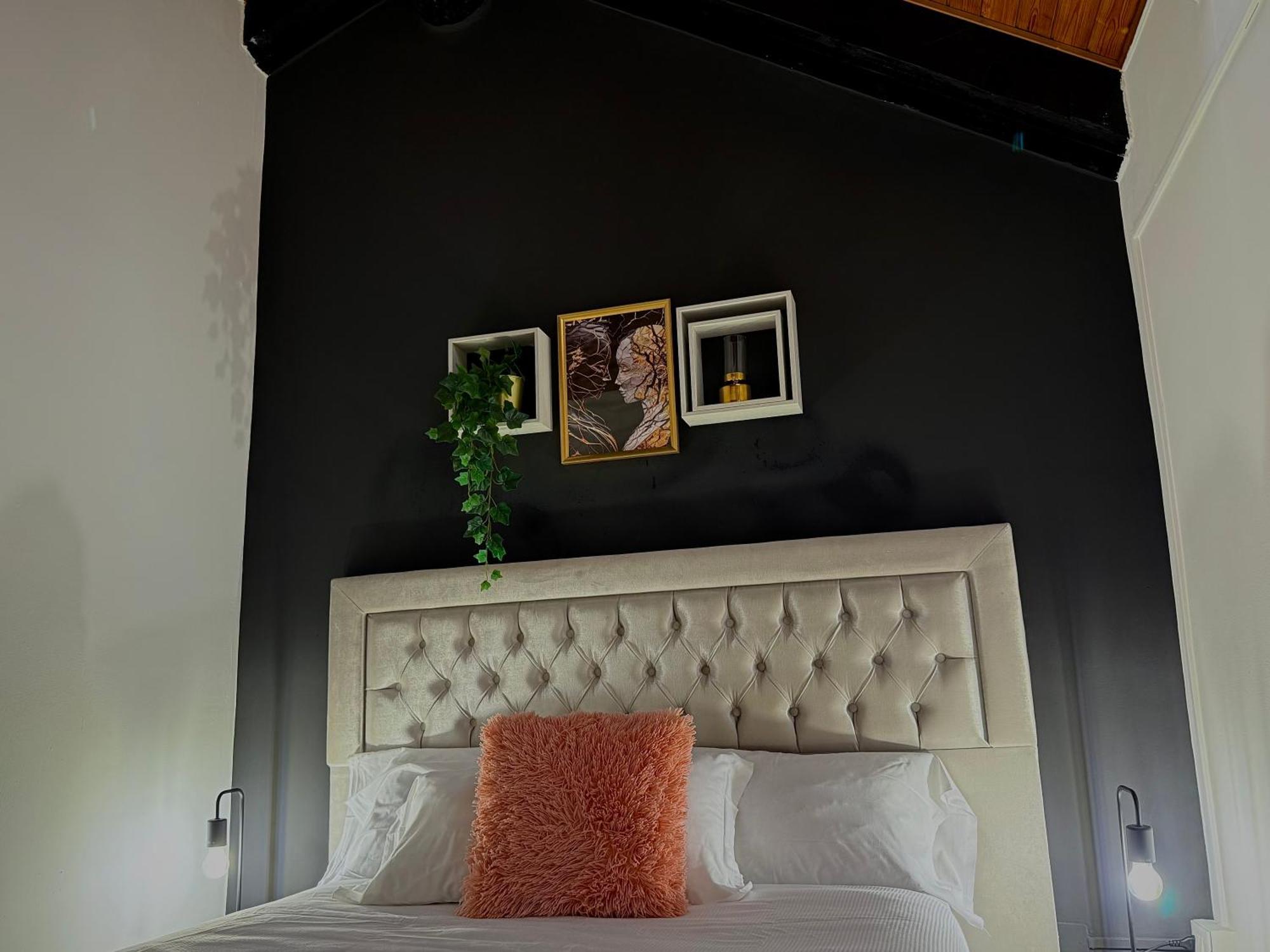 Hosting Dreams Attics - Duomo *