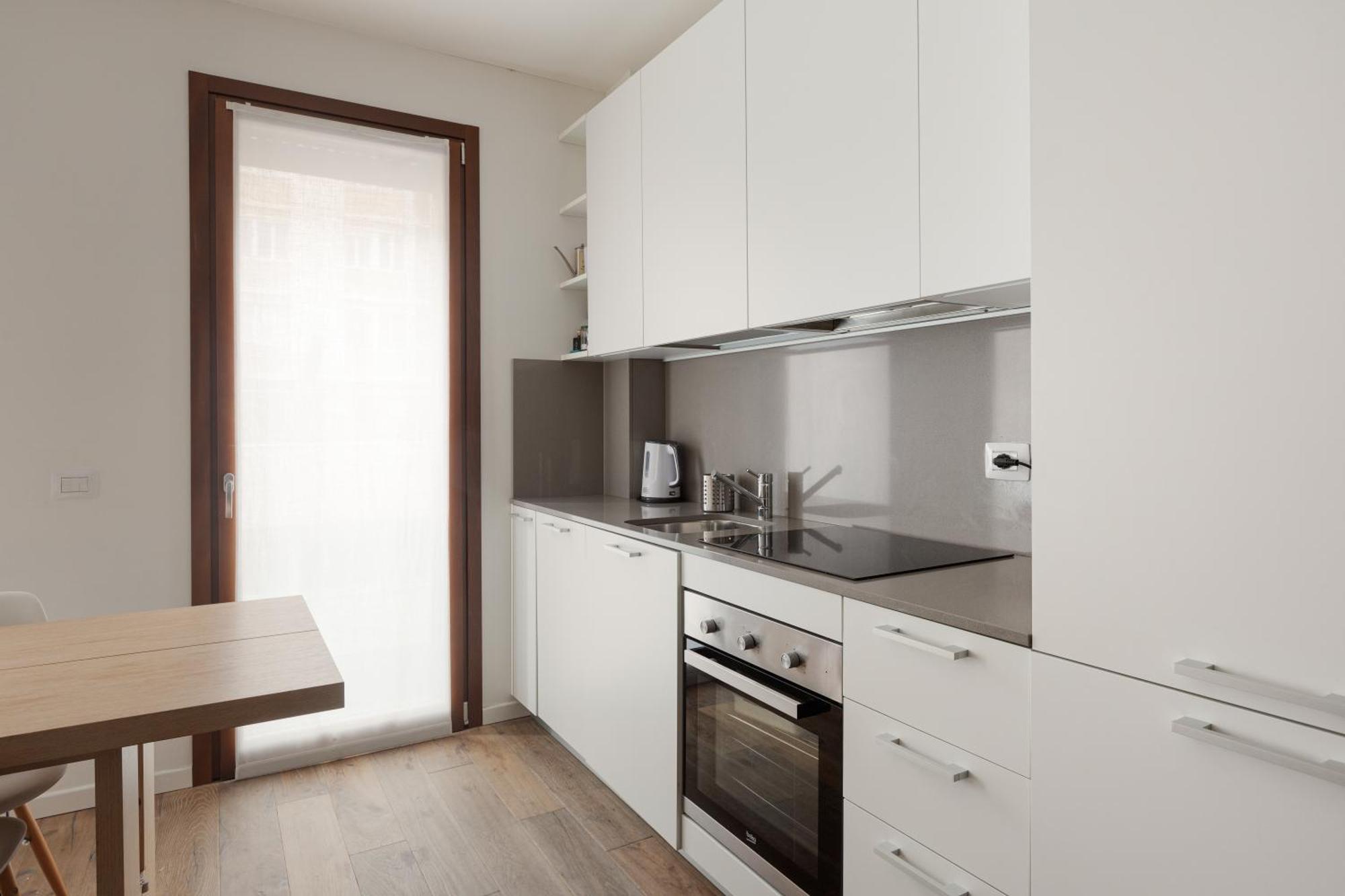 Apartment Stazione - Moderno Bilocale Di Design *