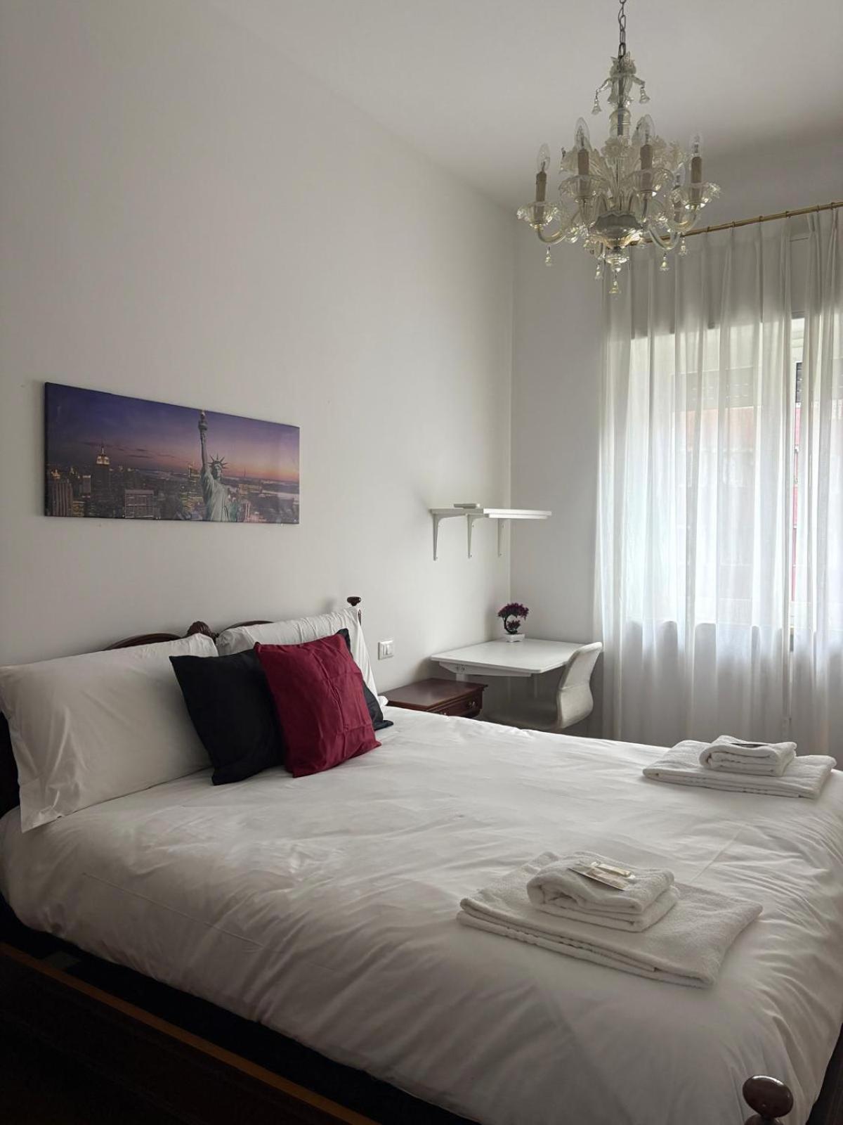 Bocconi - Porta Romana 4 Da Letto Con 2 Bagni Privati Milano