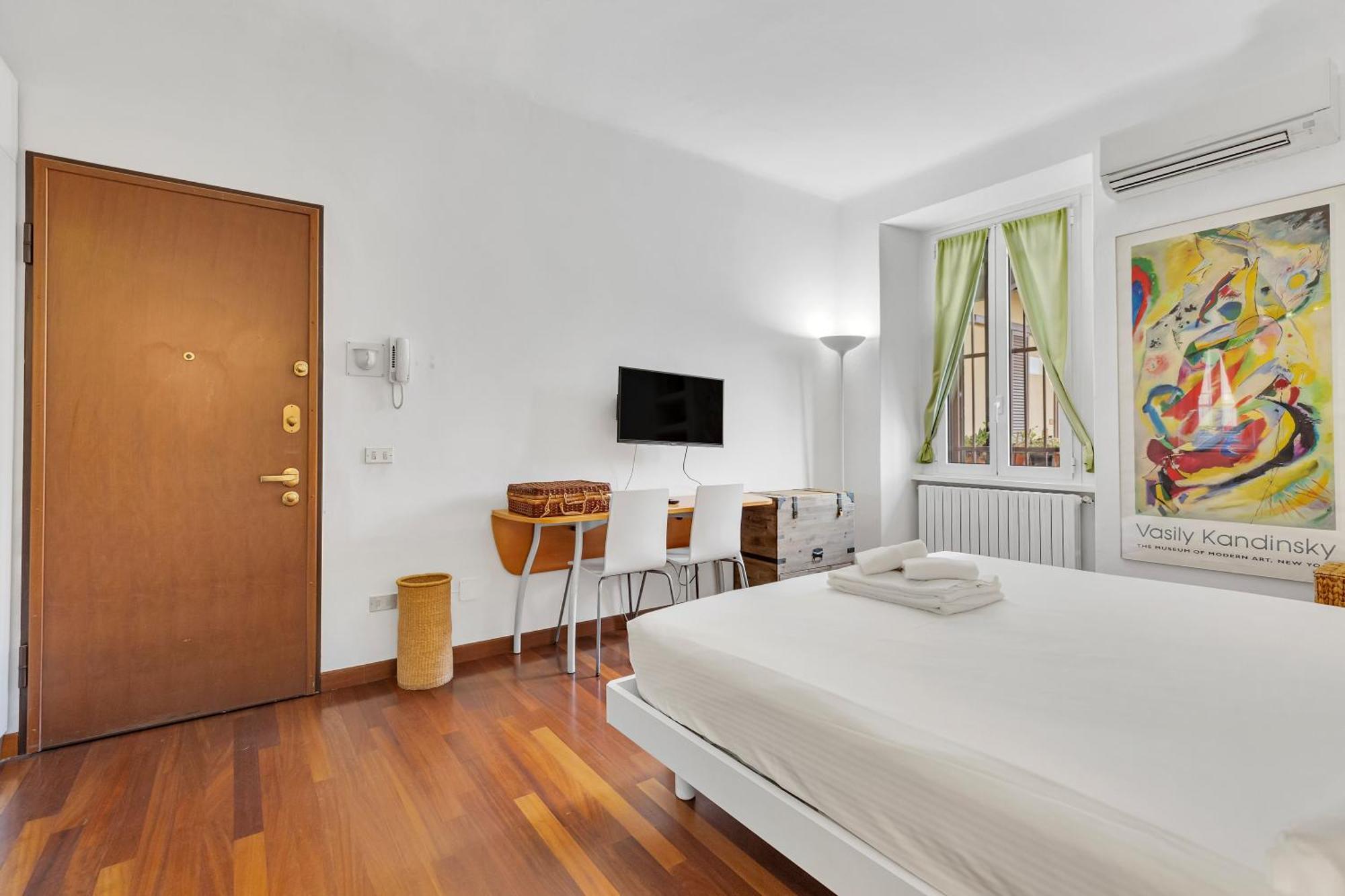 Naviglio 13 - Welcomely Apartment *