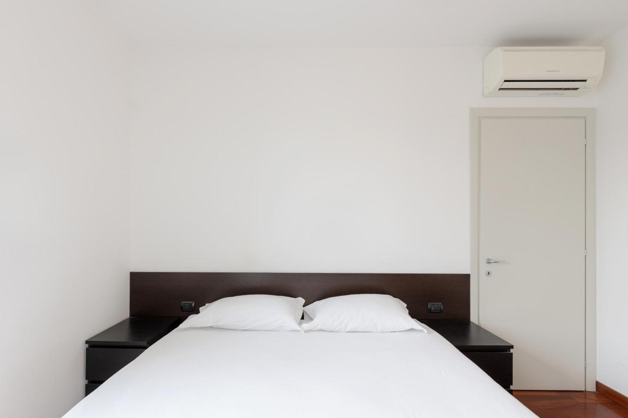 Bright Two Bedrooms With Terrace Zanuso - Mirable Pm Apartment *