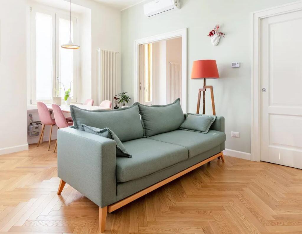 Charming Courtyard House In The Heart Of Milan