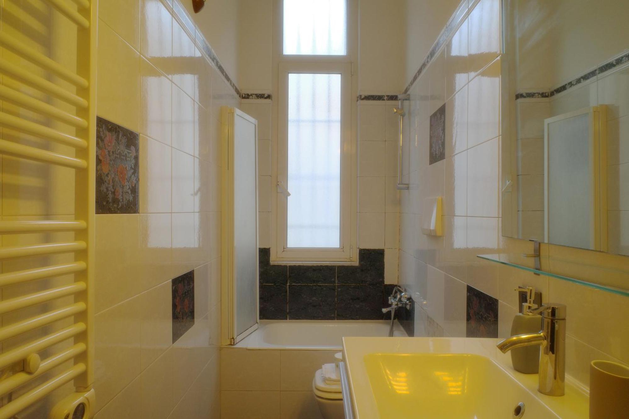 Bwr - Two-room Near The Station, Venini * Milão