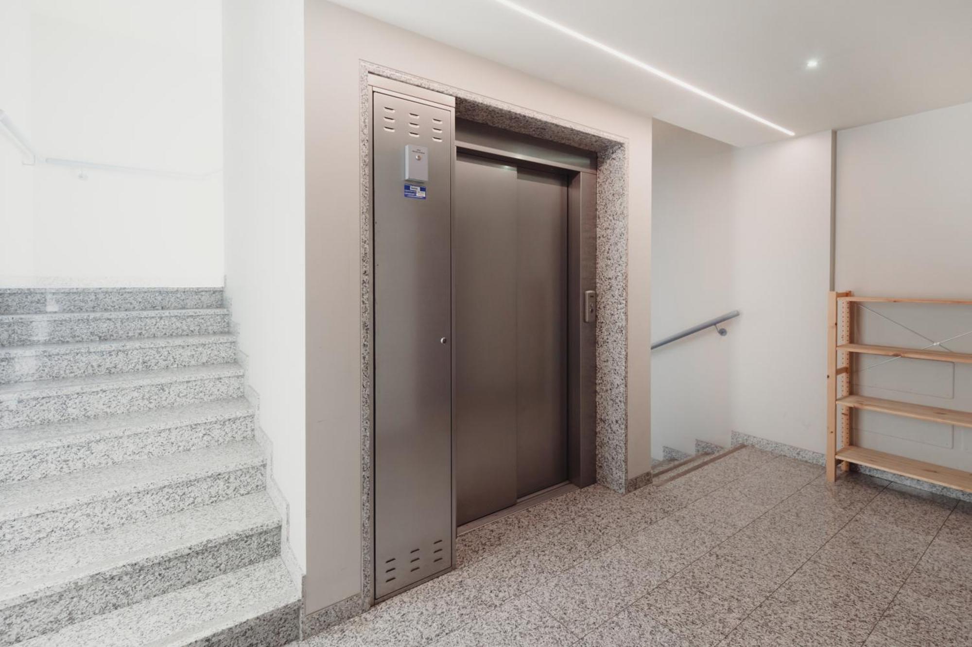 Apartamento Gohost - Modern With Private Terrace Near Duomo