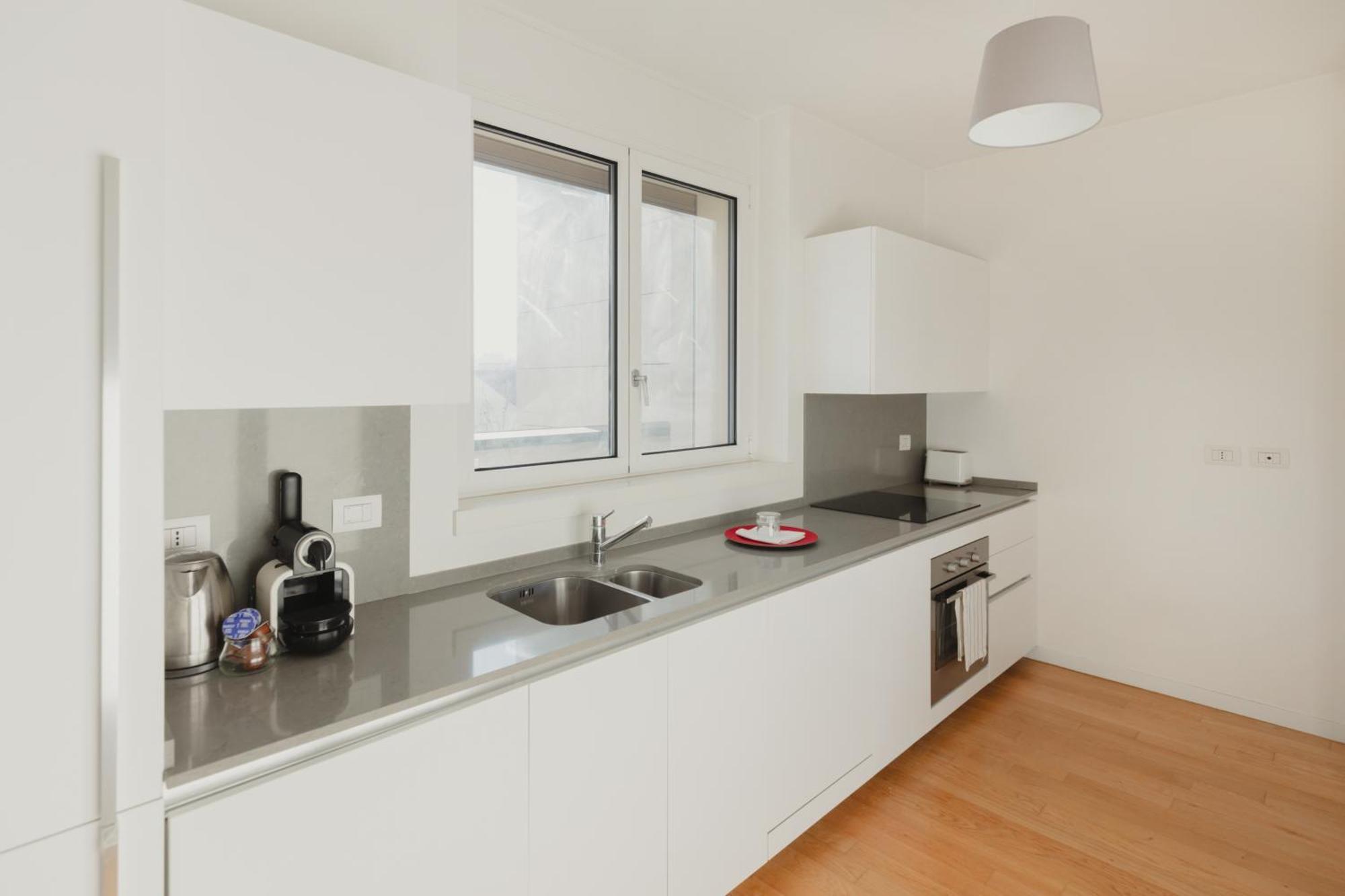 Apartamento Gohost - Modern With Private Terrace Near Duomo Milão