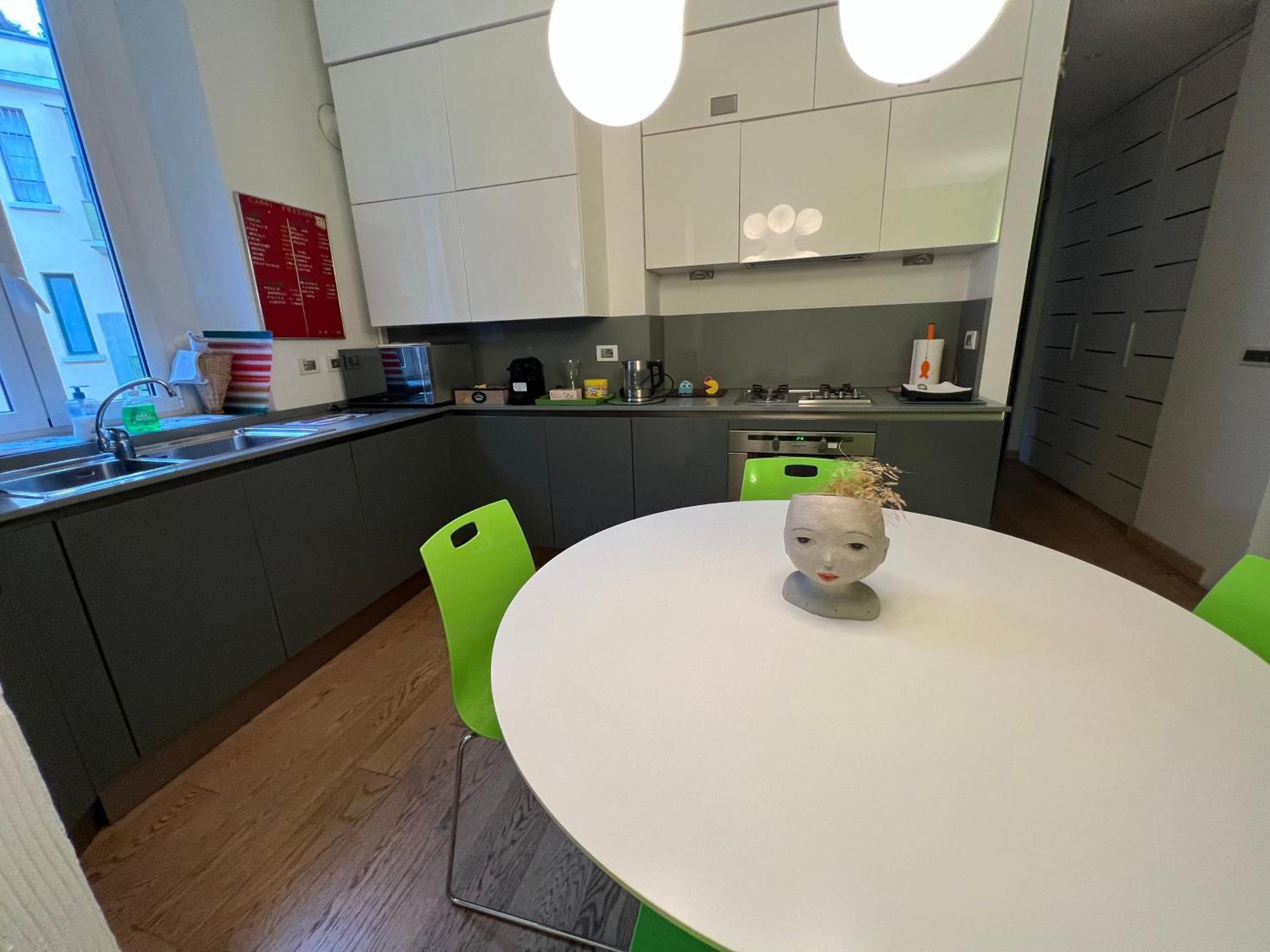 Il Monoscopio / The Monoscope - 73mq @ Porta Venezia / Center Apartment Milan