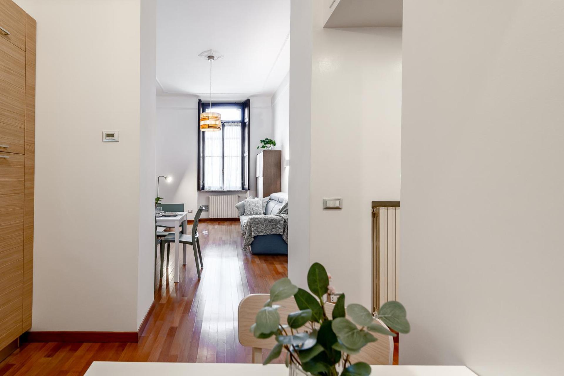 Stayeasy Montenero48 - Portaromana Center Apartment