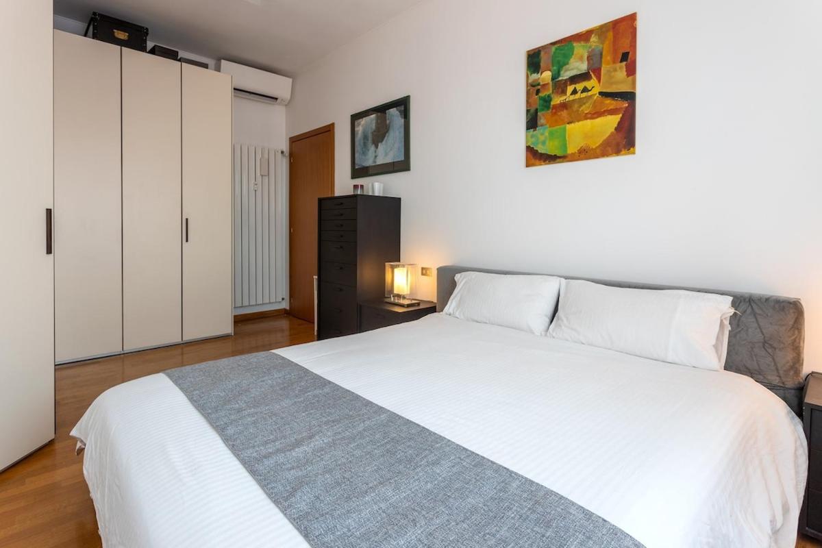 Navigli-romolo - Rooftop With Private Terrace Apartment Milan