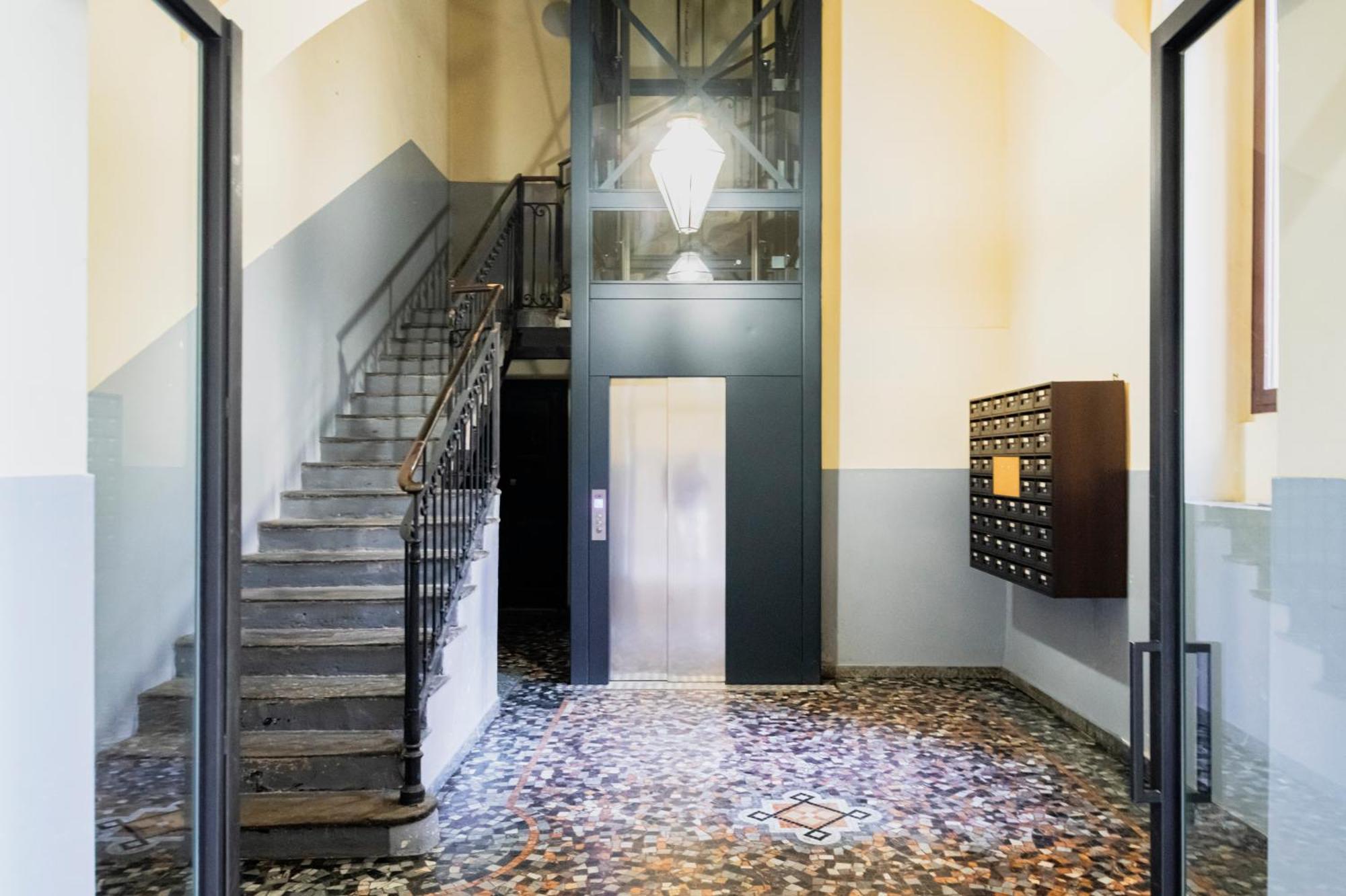 Beautiful And Spacious House In Corso By Easylife * Milan