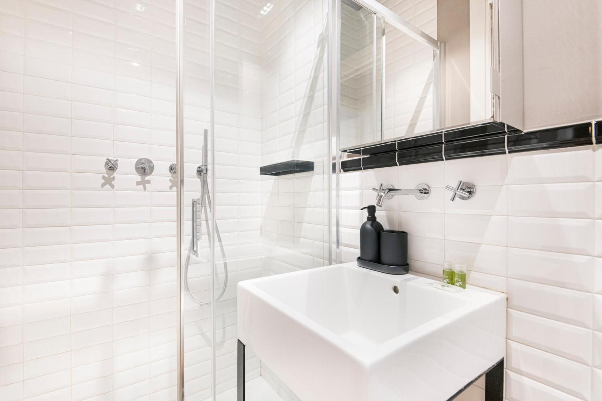 Apartment Beautiful And Spacious House In Corso By Easylife