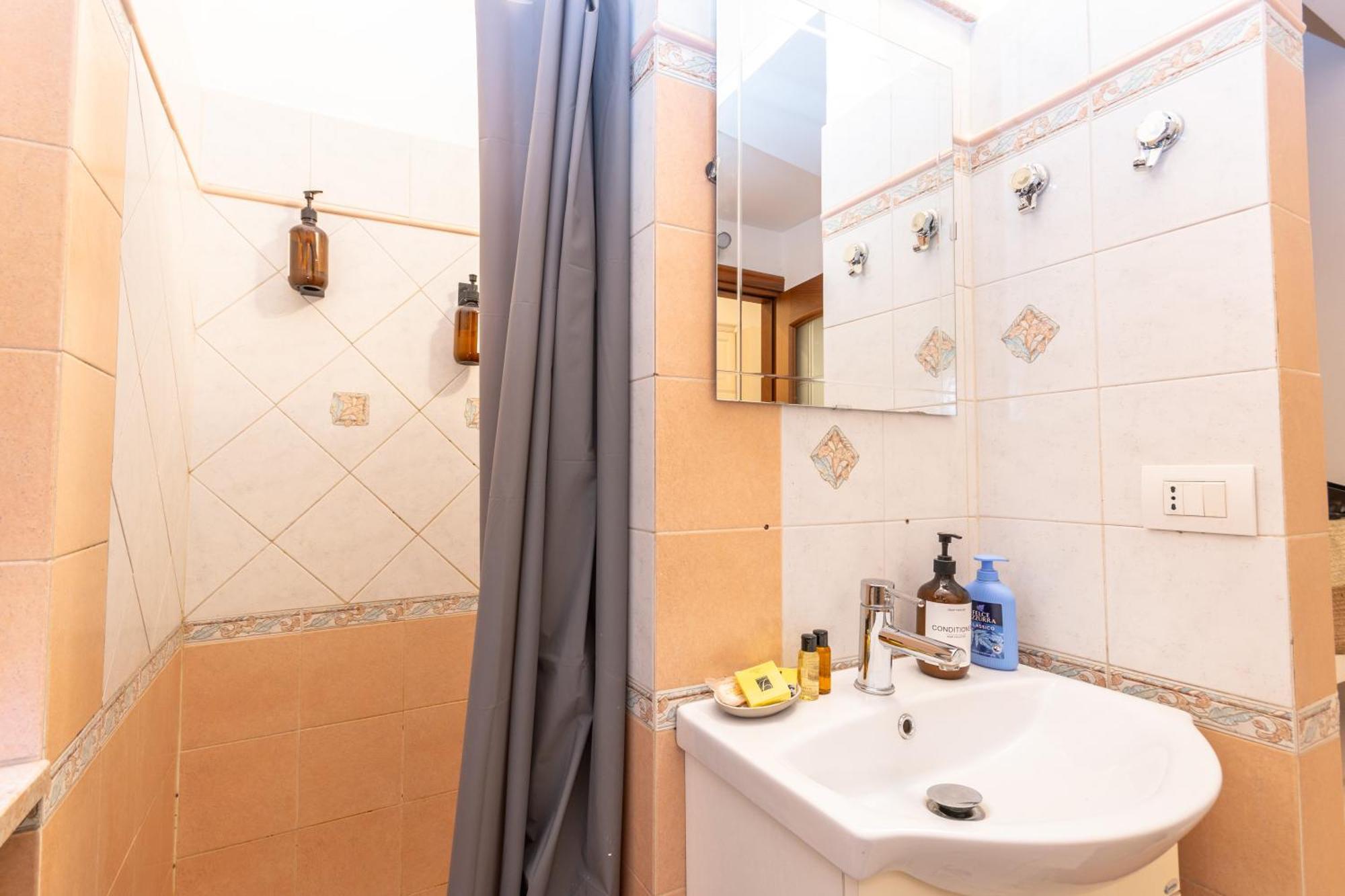 Apartment Modern Loft In Near Metro And San Siro Milan