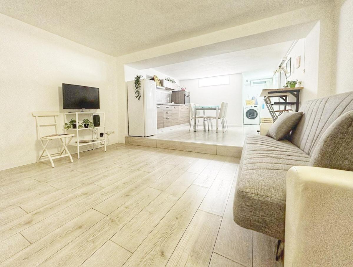 Cozy Basement Navigli Appartamento