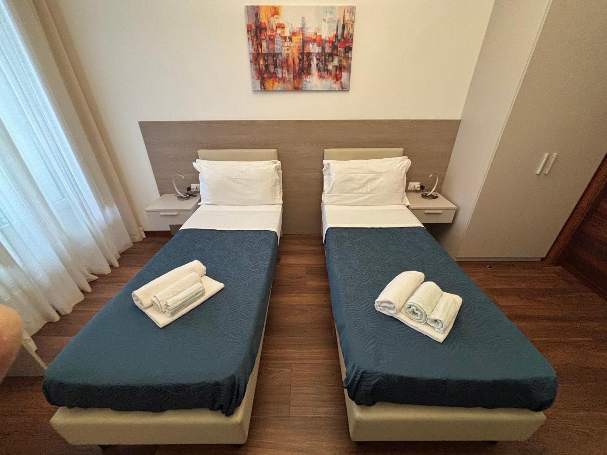 Enjoy Skyline Guest house 2*