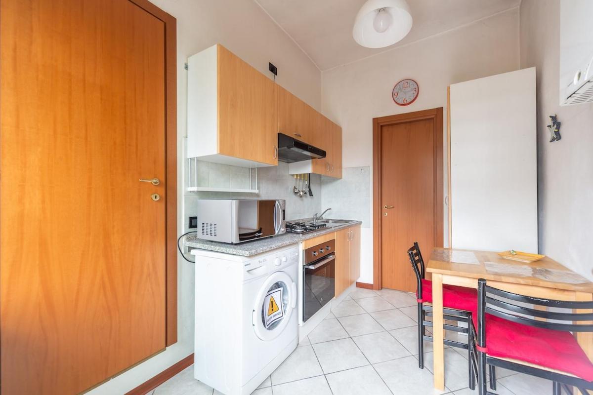 Apartment Beautiful Cimiano Milan
