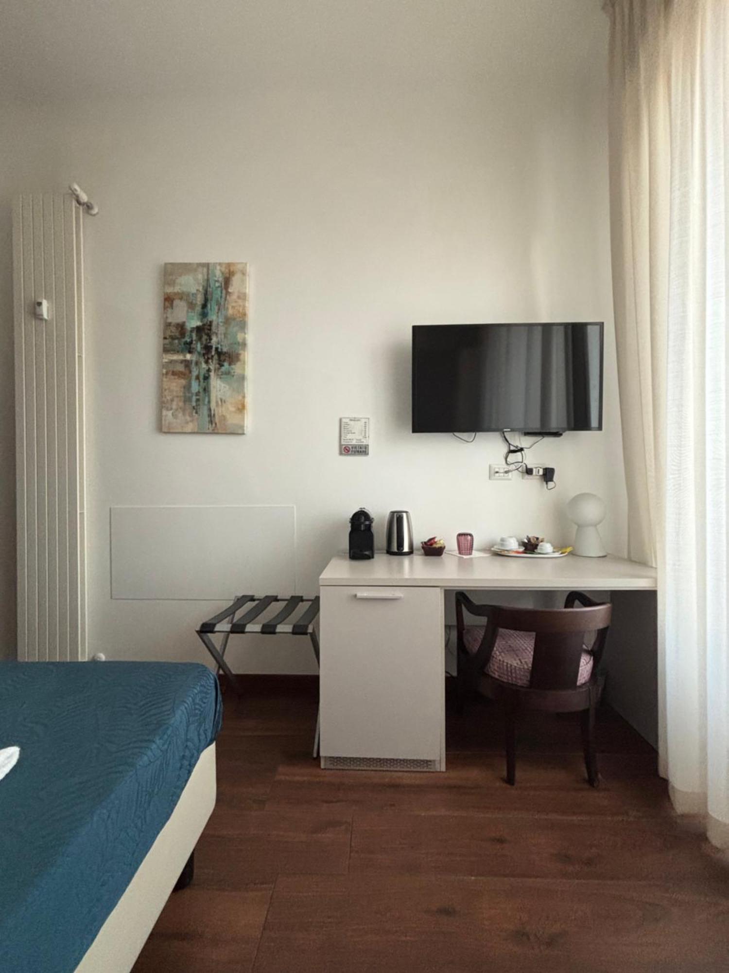 Guest house Enjoy Skyline 2*