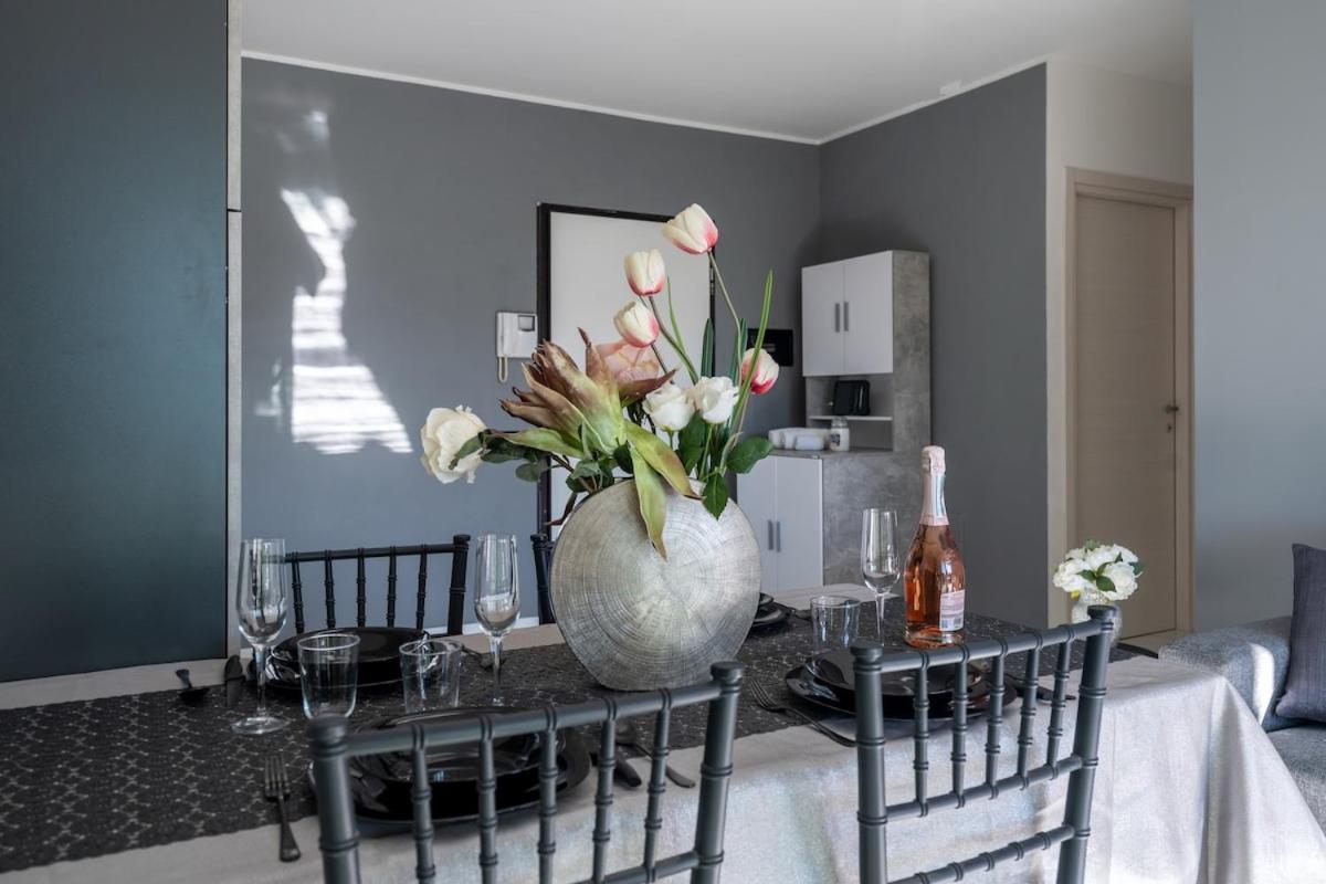 New With 4 Bedrooms Milan