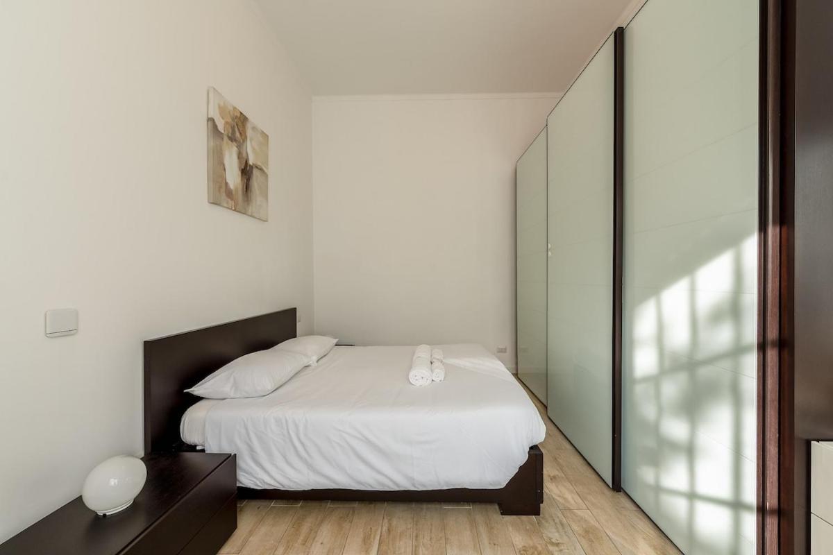 Apartment New - Metro Argonne Linate - Comfort - Free Wifi *