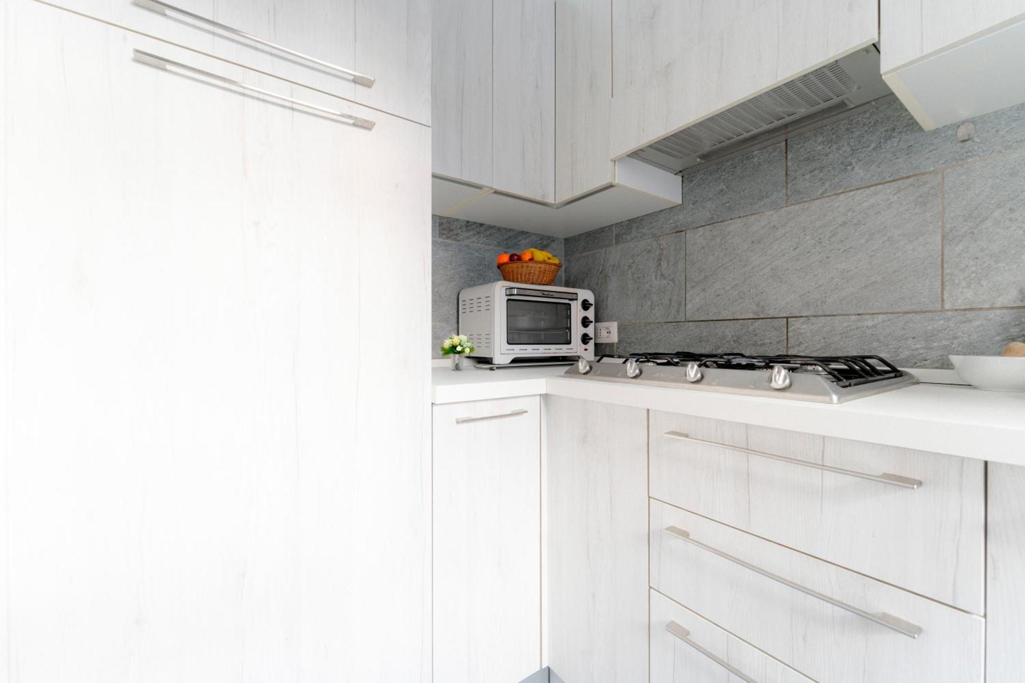 Apartment Luxury In Isola - De Castillia 20 *