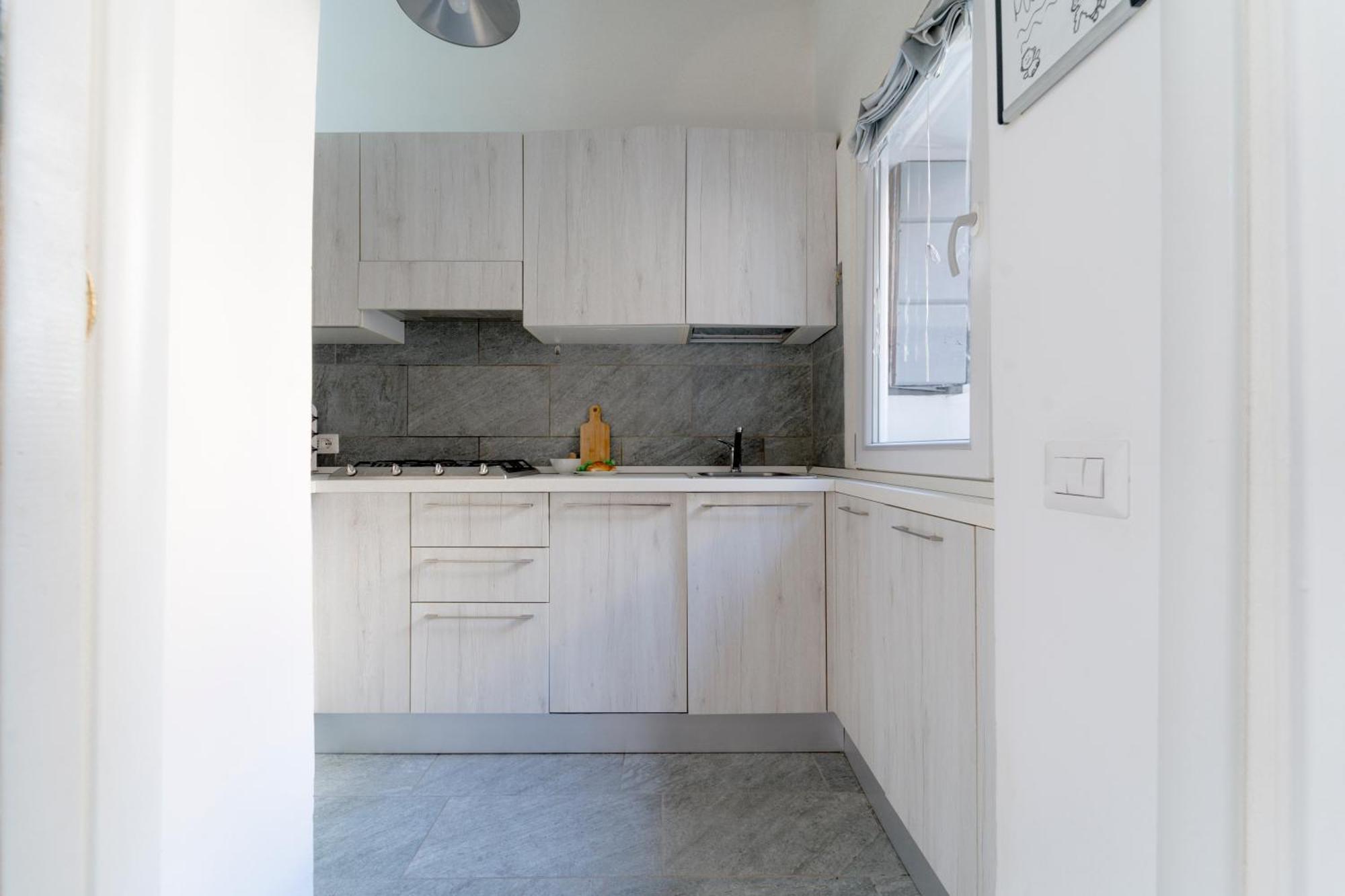 Apartment Luxury In Isola - De Castillia 20 *