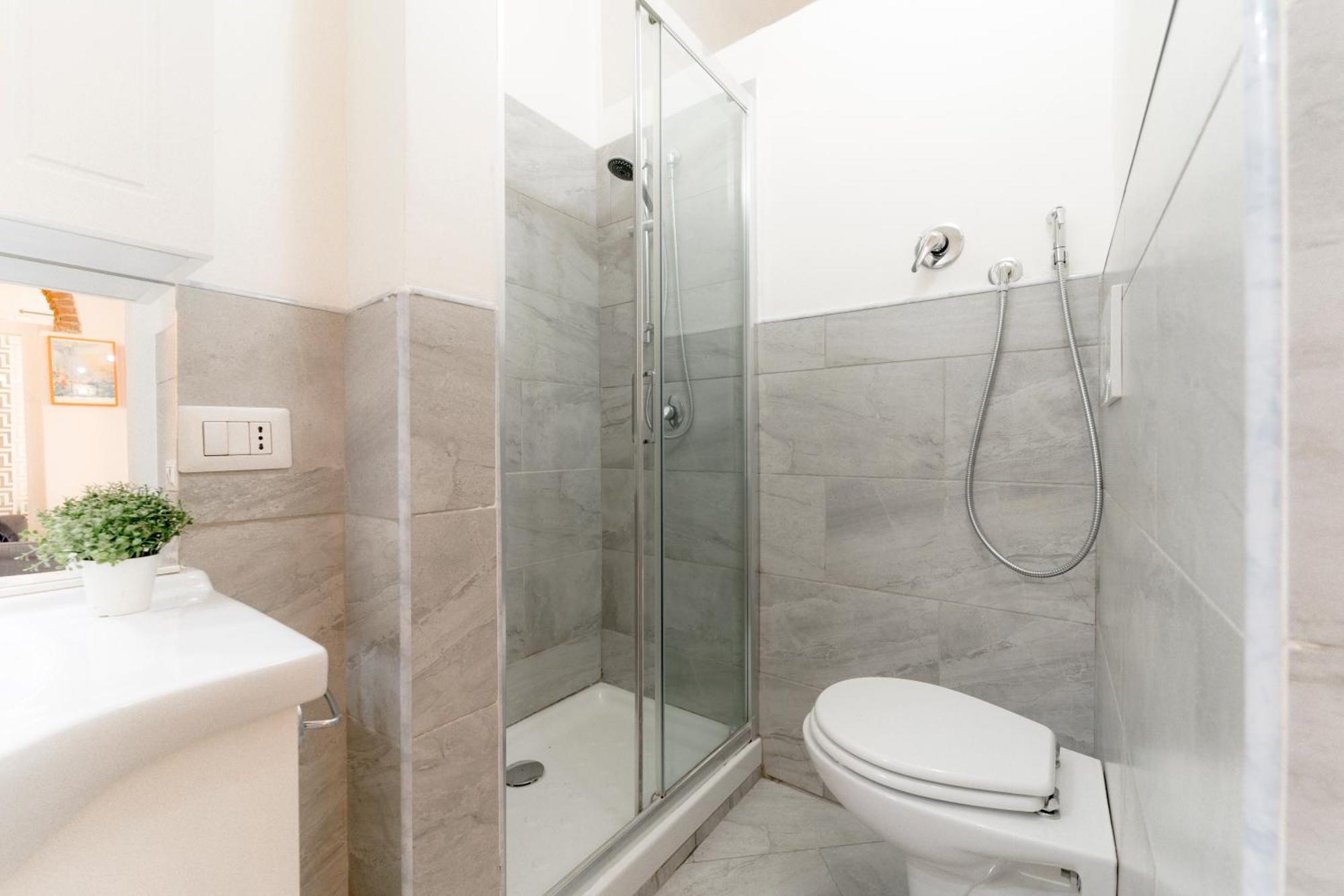 Apartment Luxury In Isola - De Castillia 20 *