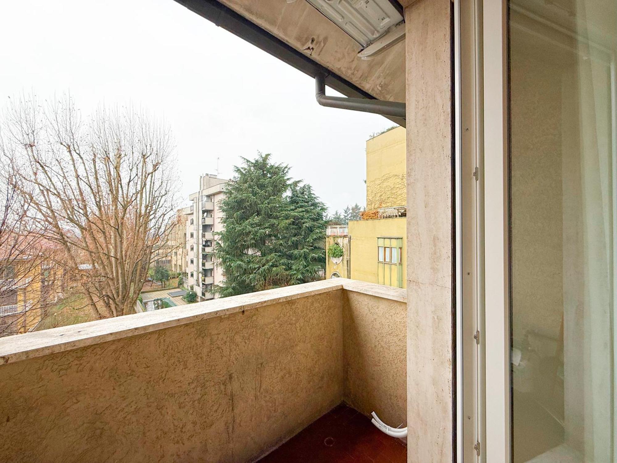 Free Park, 100m From San Siro, Derby Two-room Milan