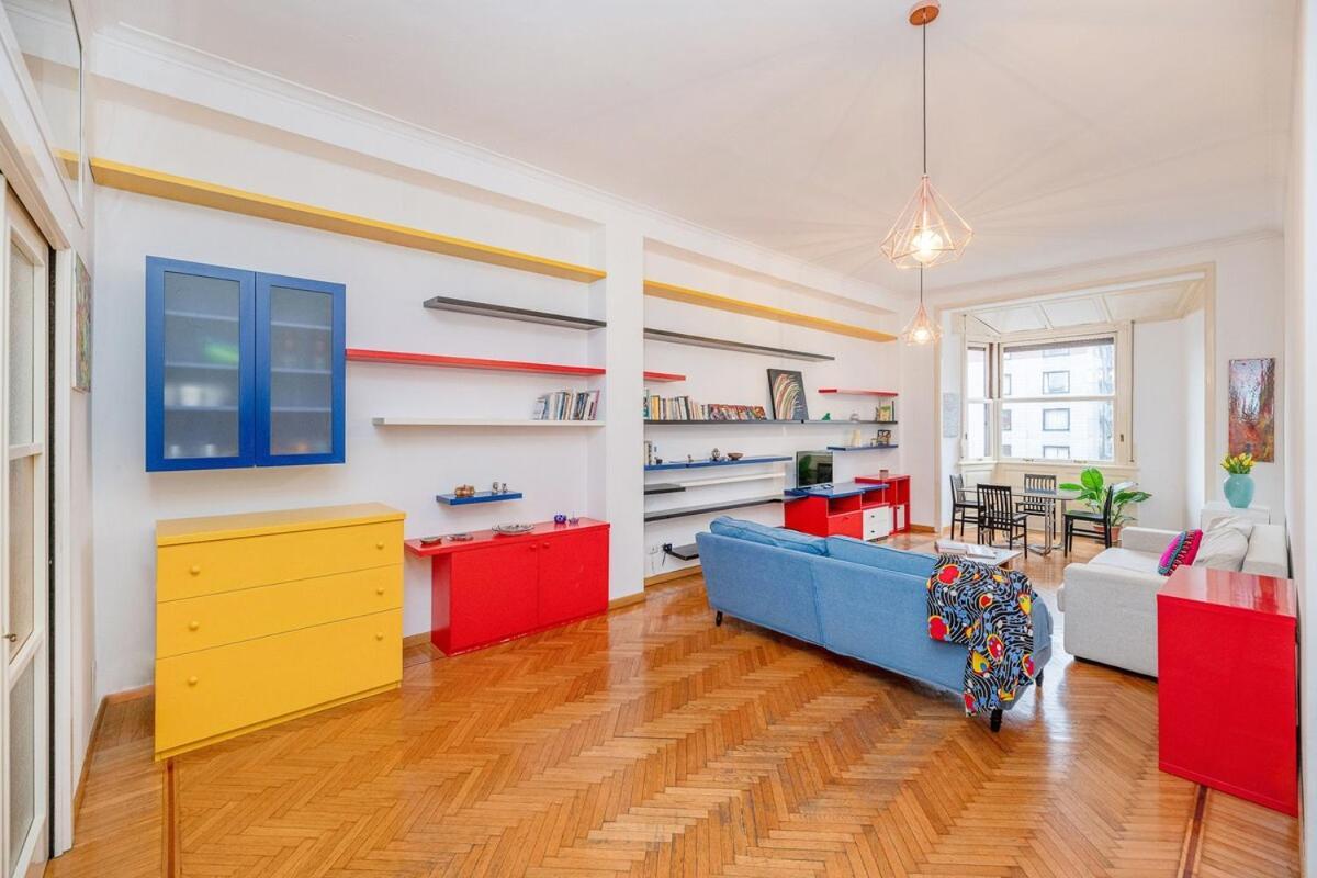 Mondrian Style House Apartment Milan