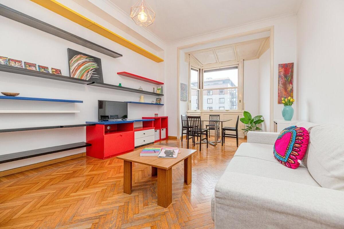 Mondrian Style House * Milan