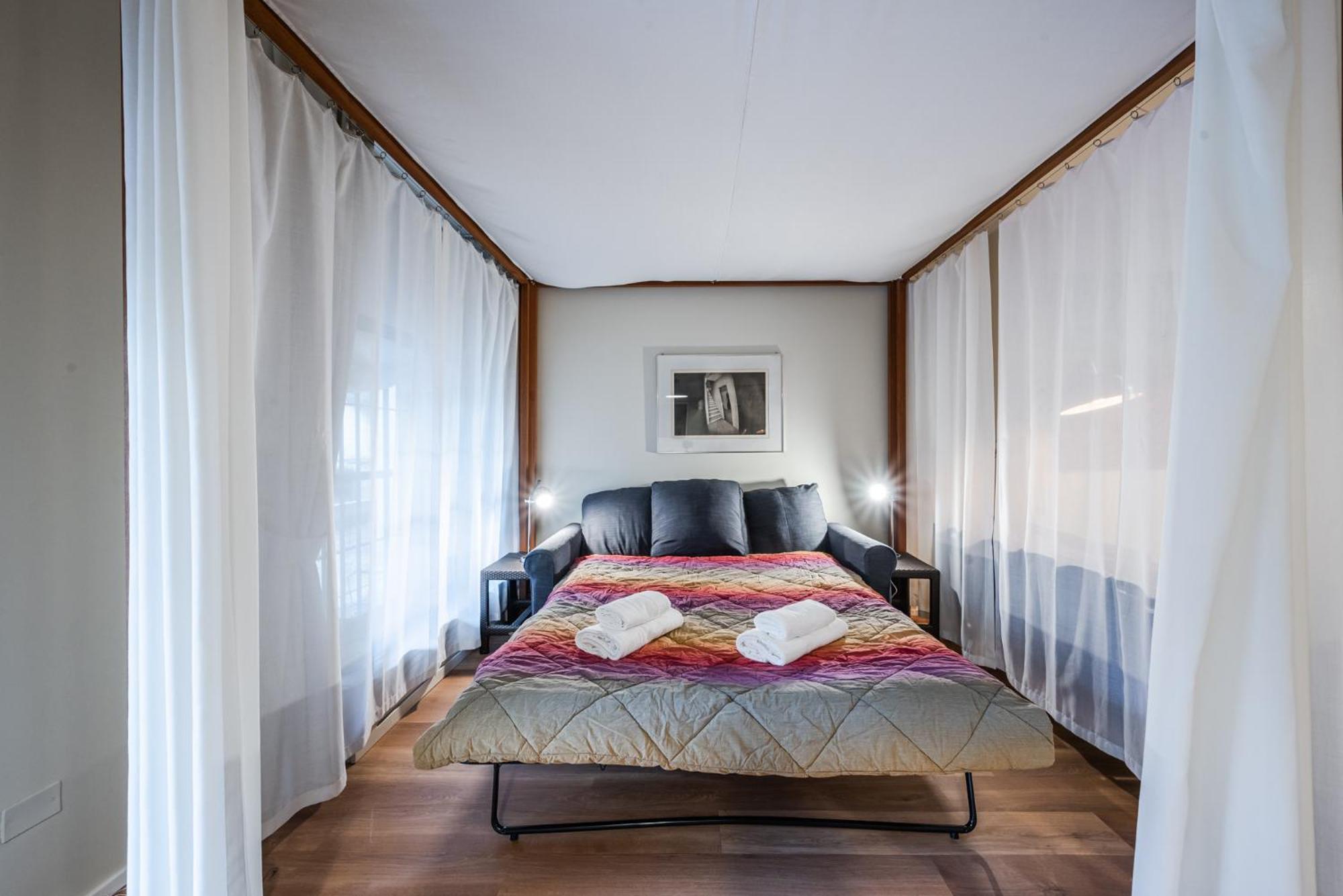 The Baldachin - Navigli Area Milan