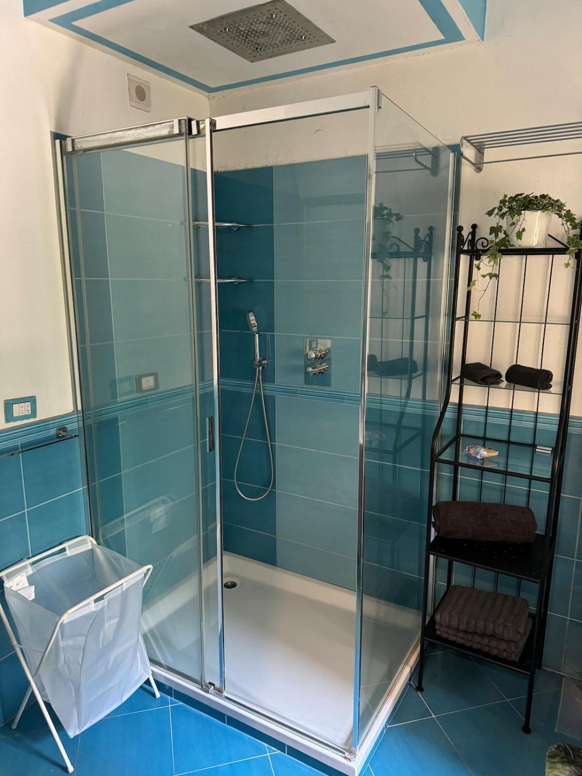 Spacious Three In Corso Vercelli, In The Center Apartment Milan