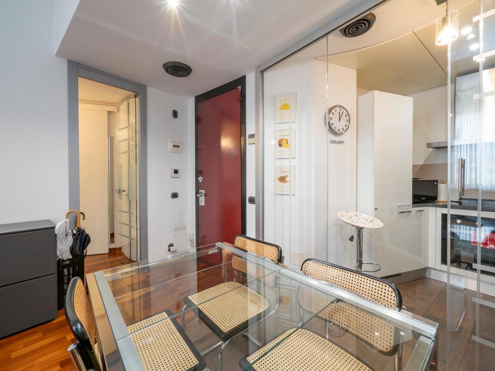 Youhosty - Elegant Duomo Apartment Milan