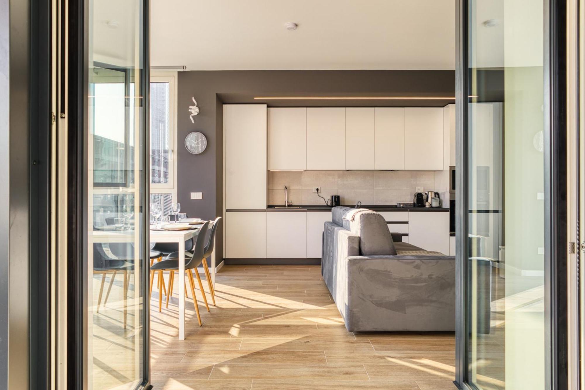 In Financial District 4 Pax Apartment *