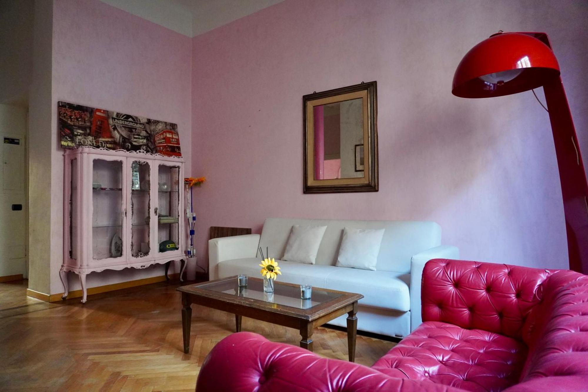 Eschilo In Rosa: Charme E Design *