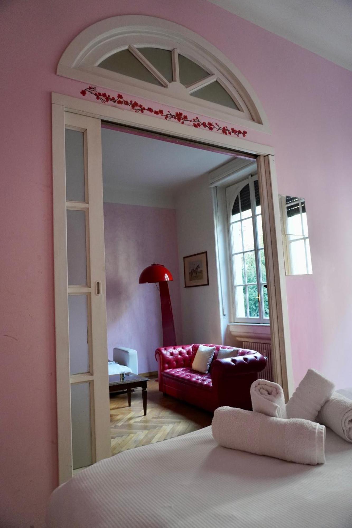 Eschilo In Rosa: Charme E Design Apartamento *