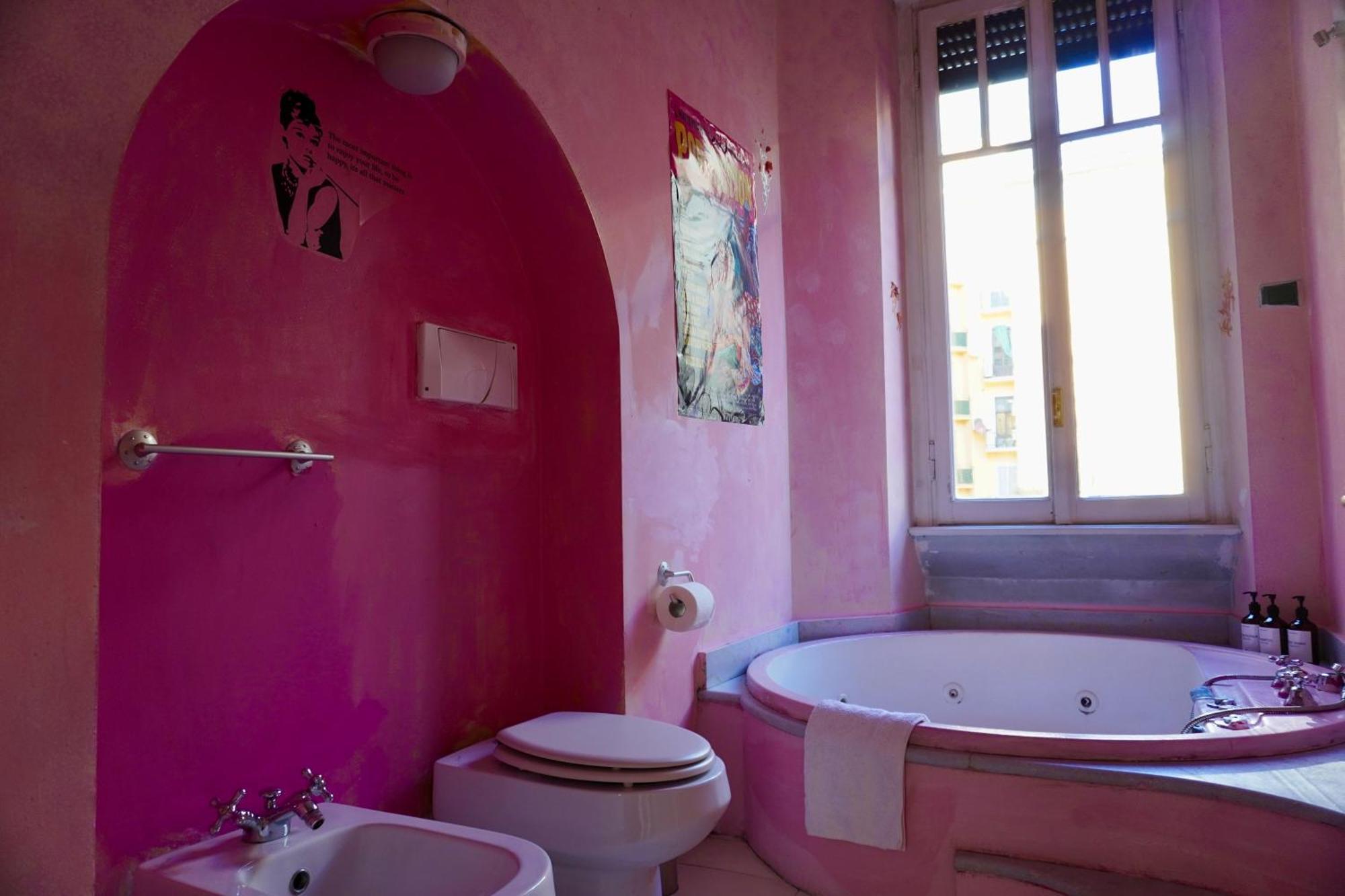 Eschilo In Rosa: Charme E Design Milão