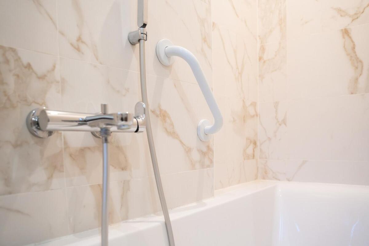 10 Min To Duomo New Chic Apt, 20 Min To Linate Apartment *