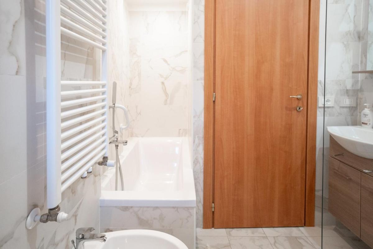 Apartment 10 Min To Duomo New Chic Apt, 20 Min To Linate