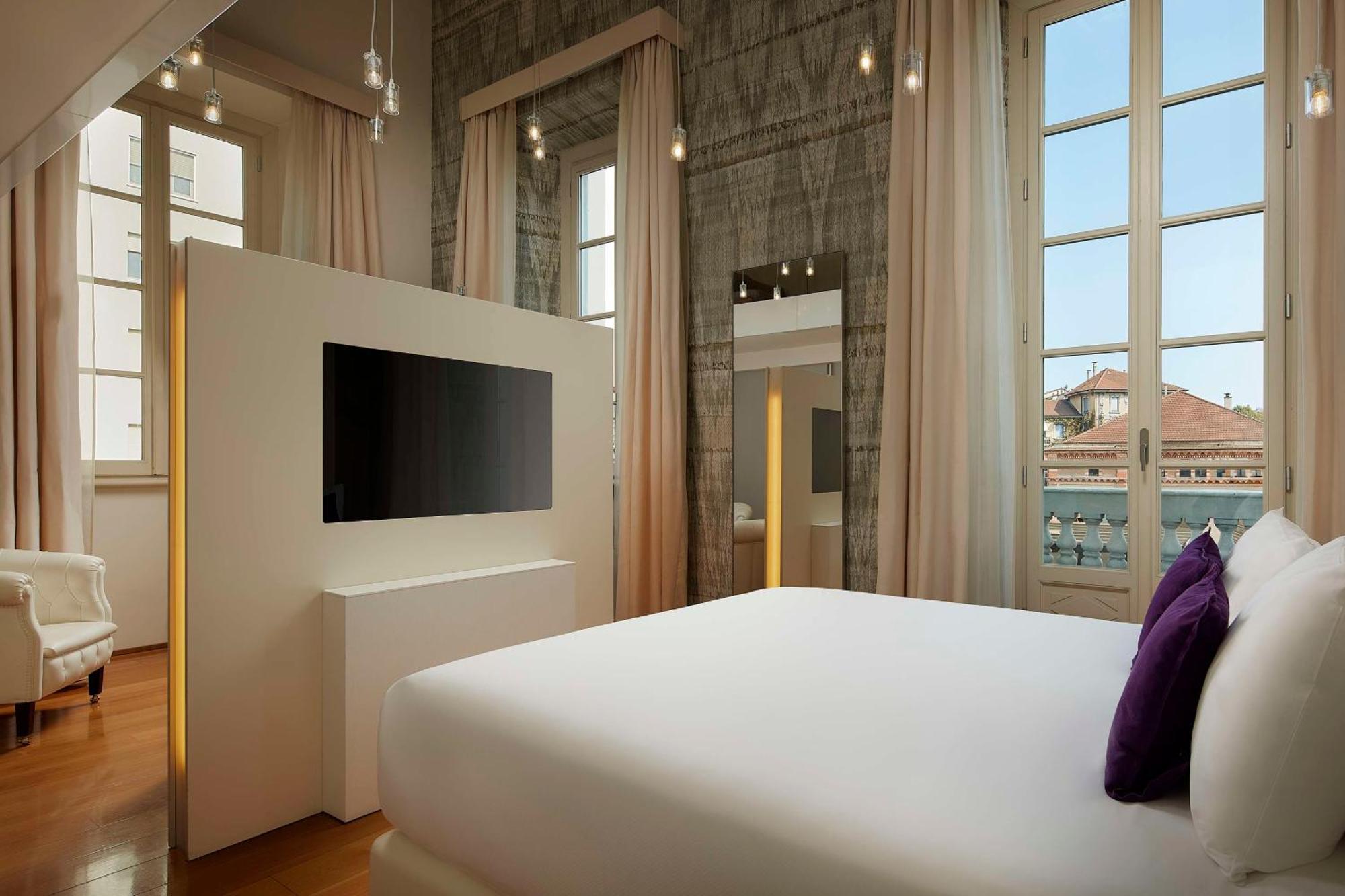 Nh Palazzo Moscova Hotel