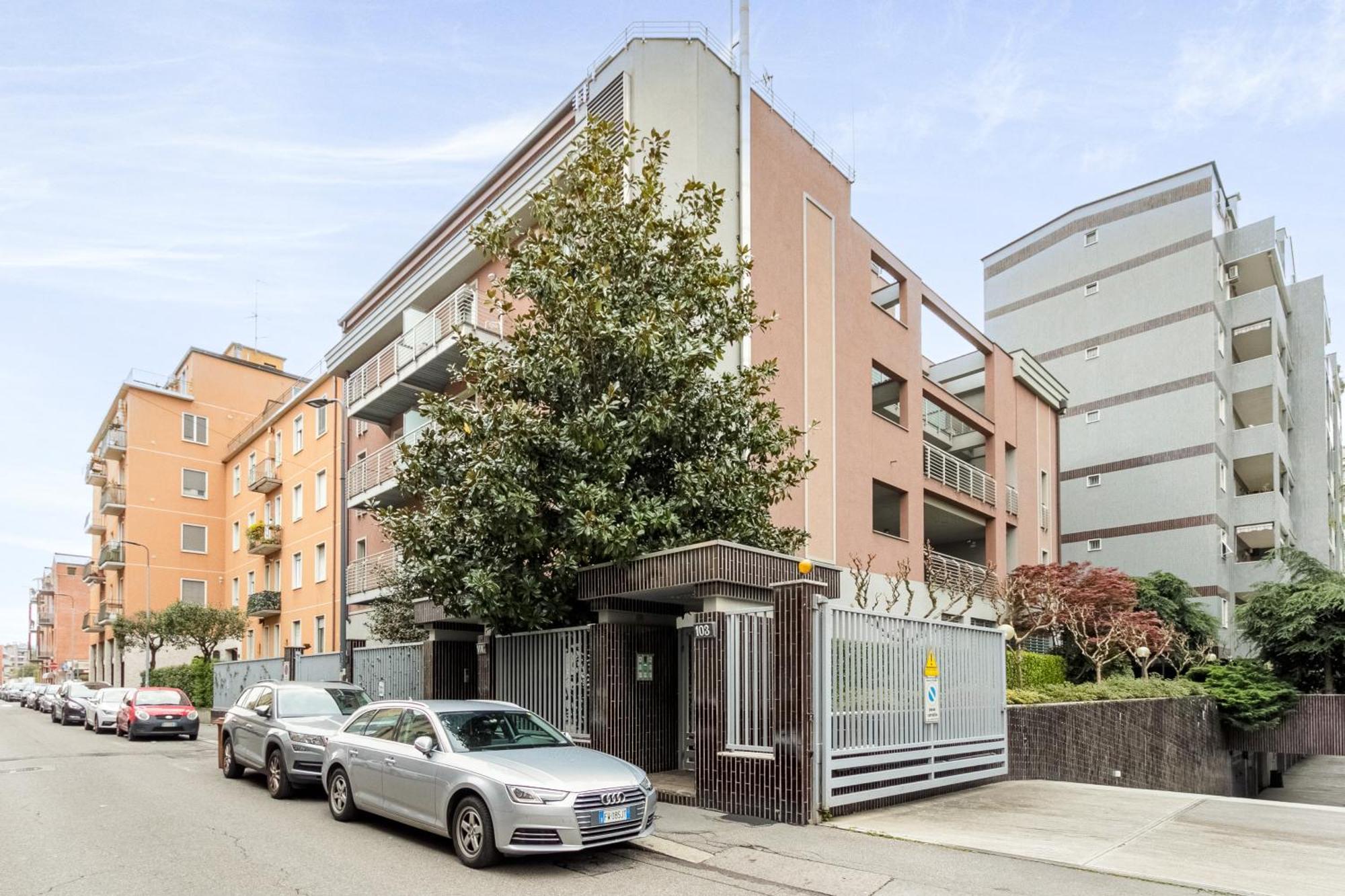Rentopolis - Palazzo Candiani Apartment