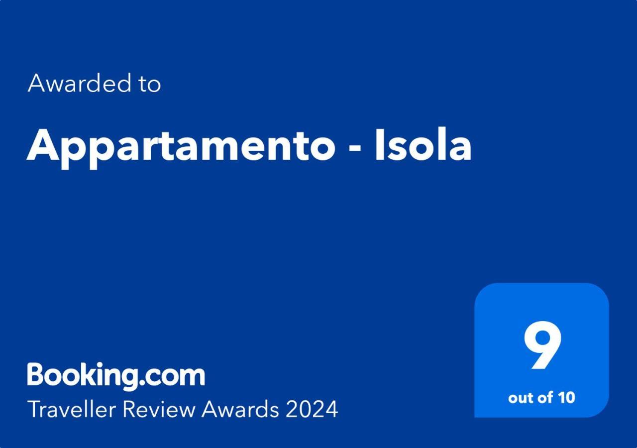 - Isola Milão