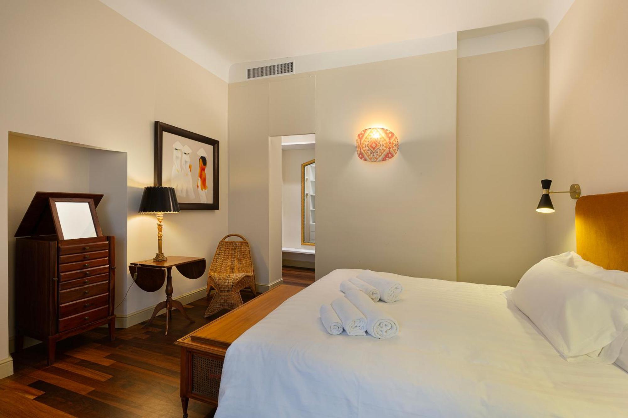 Apartment Via Monti, Cadorna Station, Historic Center Sforzesco Castle Milan