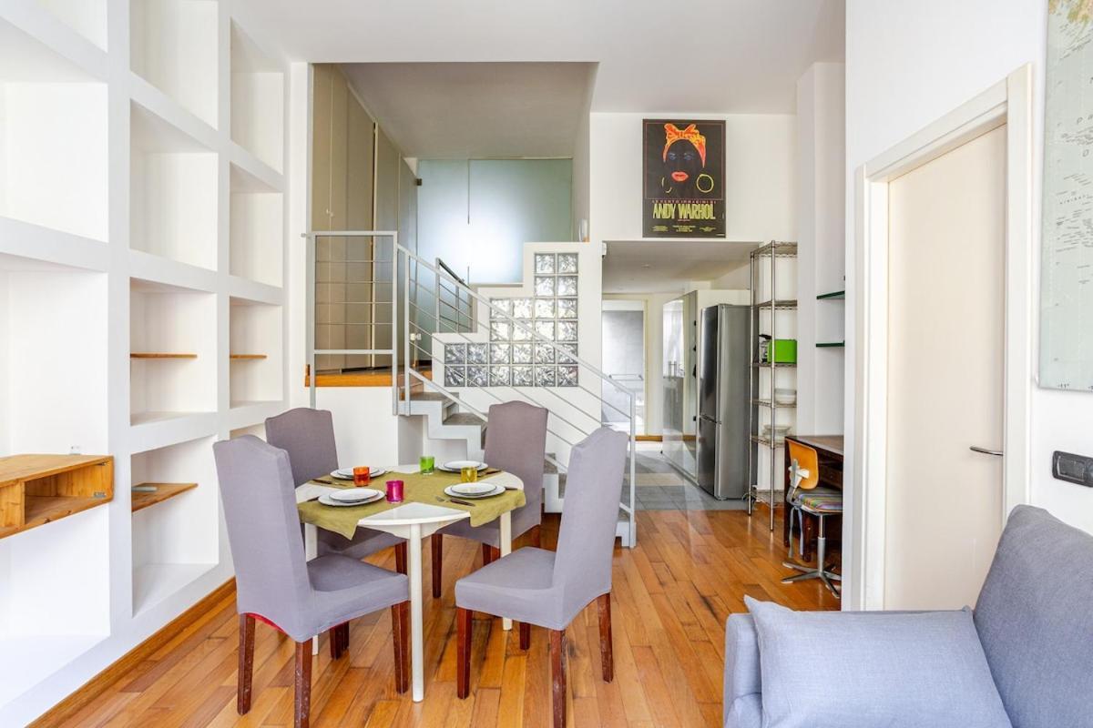 Apartment Cozy Loft In The Heart Of Isola District *